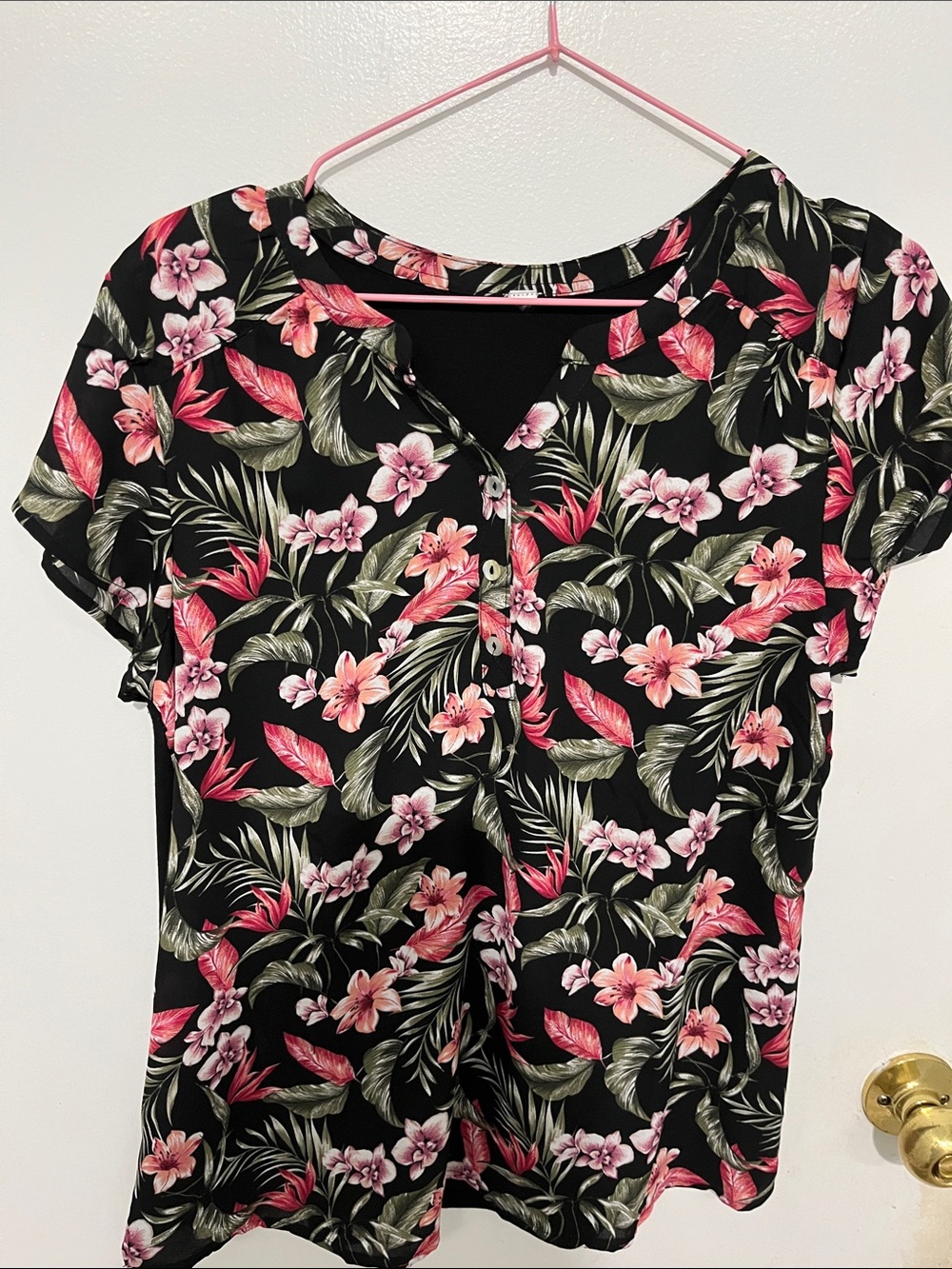Floral Button-Front Women's Top in Black and Pink
